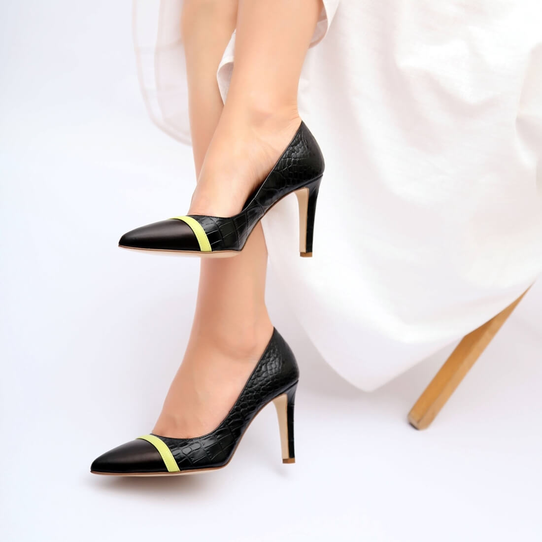 Туфлі човники SITELLE Lina 80мм чорні шкіряні з обробкою під крокодилову шкіру — фото 2